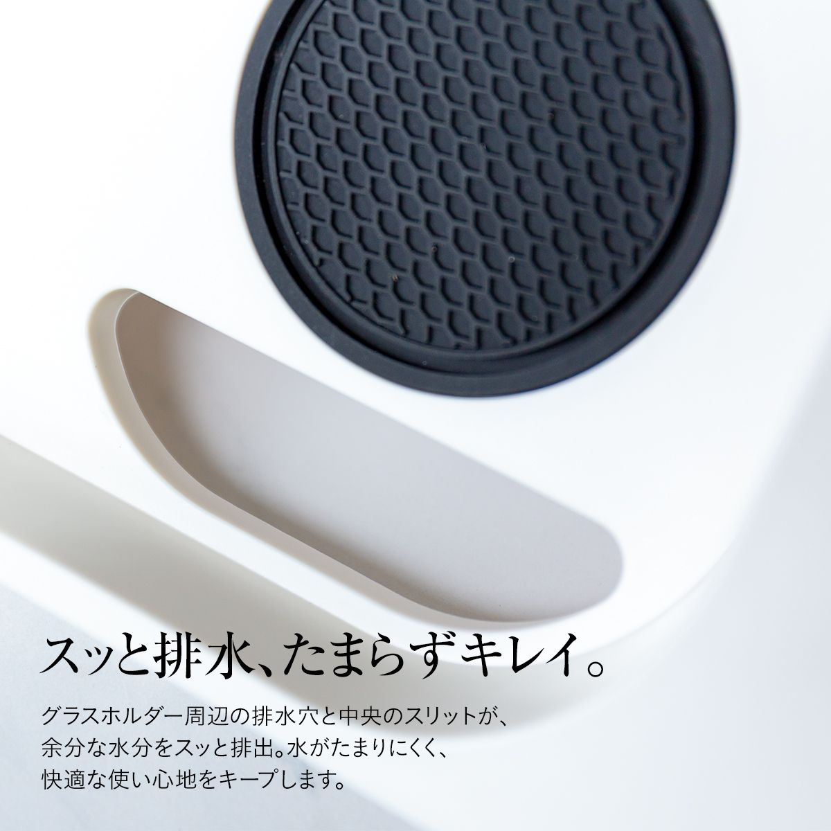 モダン バスタブトレー 伸縮｜浴槽に橋渡ししてスマホや本をキープ お風呂の“くつろぎ時間”を演出
